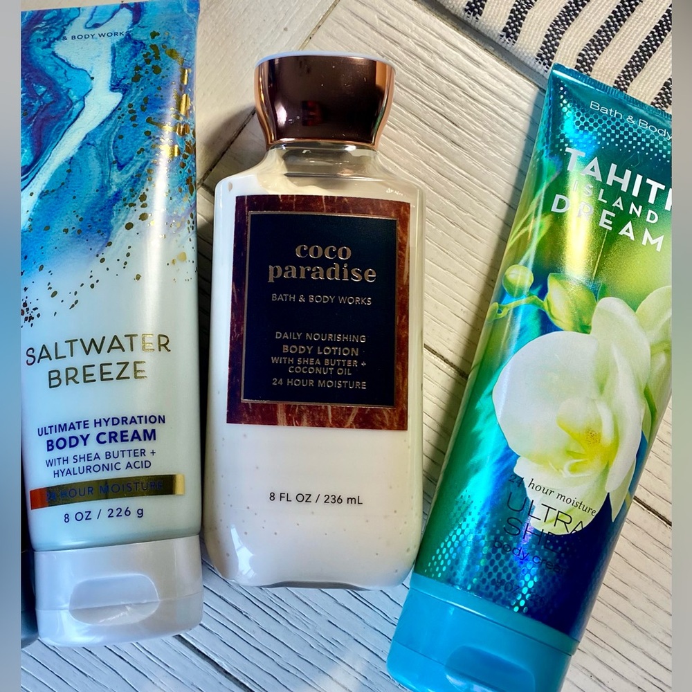 NWOT Set Bath & Body Works combo set lotion/creme (3) creams/lotion